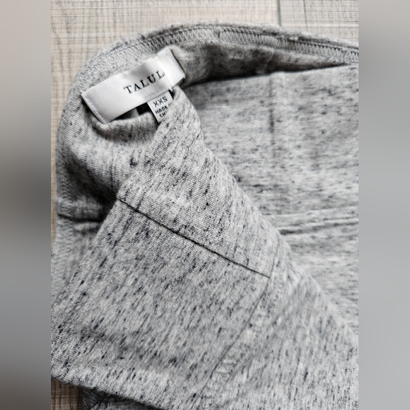 TNA Leggings - Picture 5 of 12